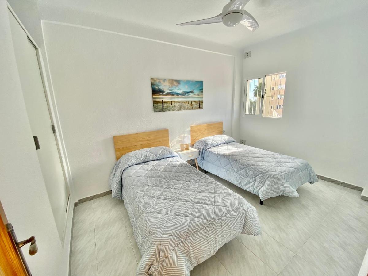 Amplio Apartamento Con Vistas Al Mar, Parking Y Wifi Аликанте Экстерьер фото